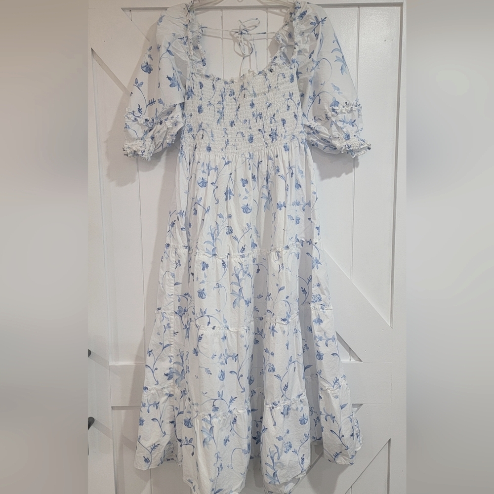 Hill House Nesli Blue And White Smocked Floral Midi Dress